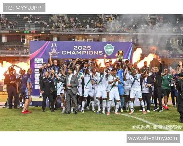 全球足球巨星同台亮相合影聚集足球历史巅峰时刻全明星阵容共襄盛宴